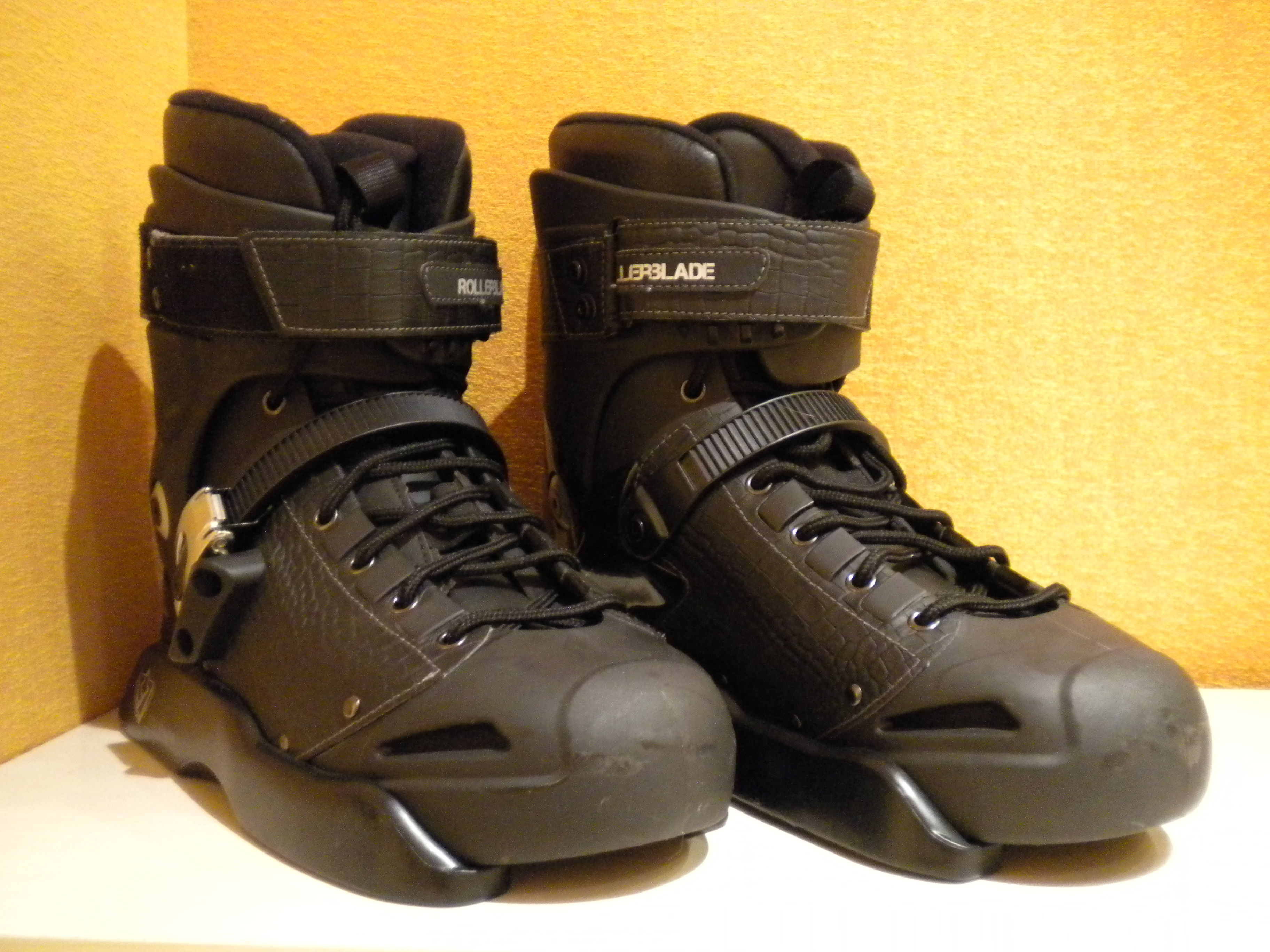 Rollerblade Solo Estilo 2 boot only